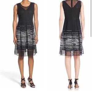 Elie Tahari A-line Linen Lined Dress Black and White Size 2